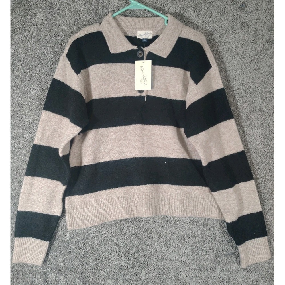 Universal Threads Women's Collared Sweater Size Small